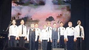 Шёл солдат в исполнении Ансамбля