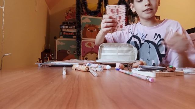 вещички с капибарой собираю пенал