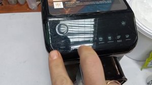 Кофемашина  Timberk T-CMA34D60 мигают кнопки очистки и горячая
