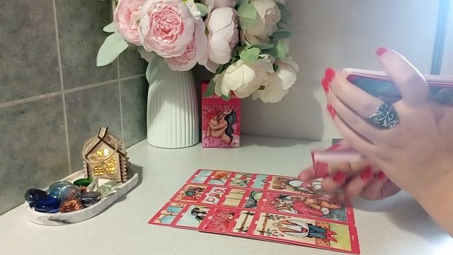 Таро / ПОГАДАЕМ НА МУЖЧИНУ 💕 мысли чувства действия #таро #гадания смотреть онлайн
