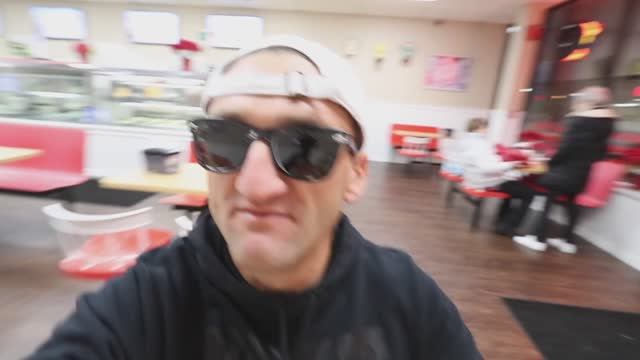 GETTING OLD AND STAYING YOUNG смотреть онлайн