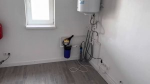 1-этажныи_дом_по_проекту_Керала_в_деревне_Беляево_Отделка_-_обои