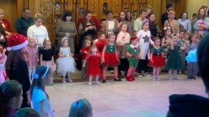 Представление в кукольном театре