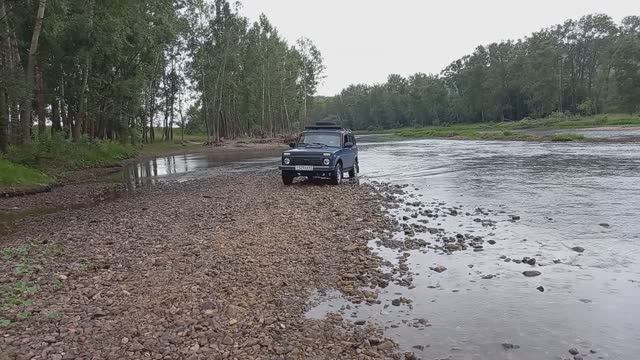 ПОЕЗДКА в БАШКИРИЮ на НИВЕ смотреть онлайн