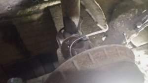 Лада гранта 2015год.
замена задних амортизаторов и пружин.