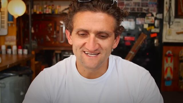 Helmet Needed смотреть онлайн