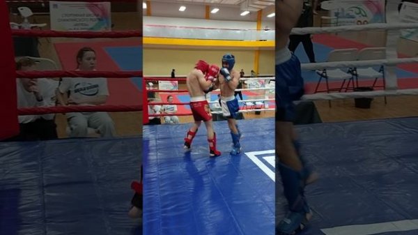 Кикбоксинг. Фулл-контакт с лоукик