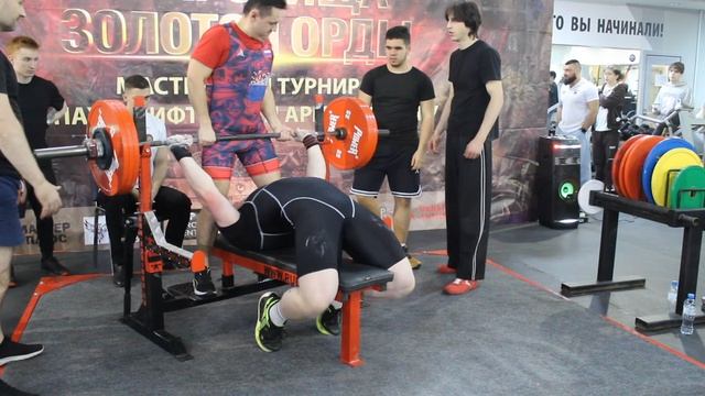 Пауэрлифтинг. Жим штанги лёжа