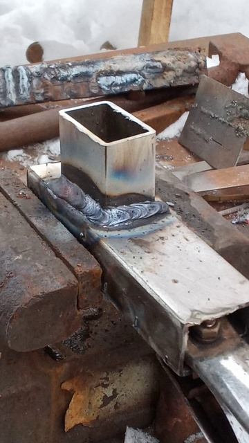 Сварка дешёвым аппаратом Ресанта смотреть онлайн