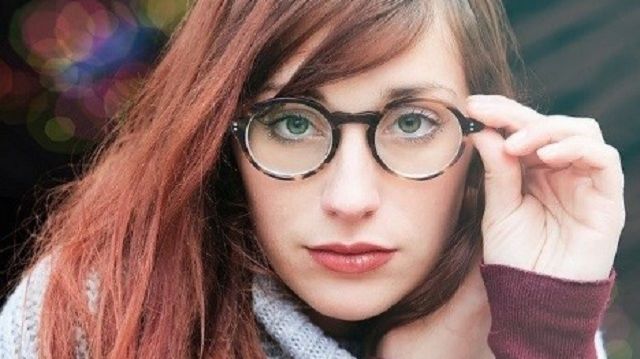 Это непонятное слово «аккомодация»: почему нельзя тянуть с подбором первых очков