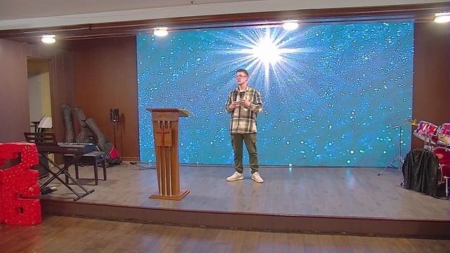 Сапоги прилагаются. Артем Семенов. 04.01.2026