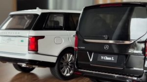 Марк показывает немецкие модели автомобилей 1_18 в течение 15 минут подряд