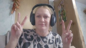 Домик в Деревне,Что делать когда друг другу мешаем?когда нет лишней комнаты