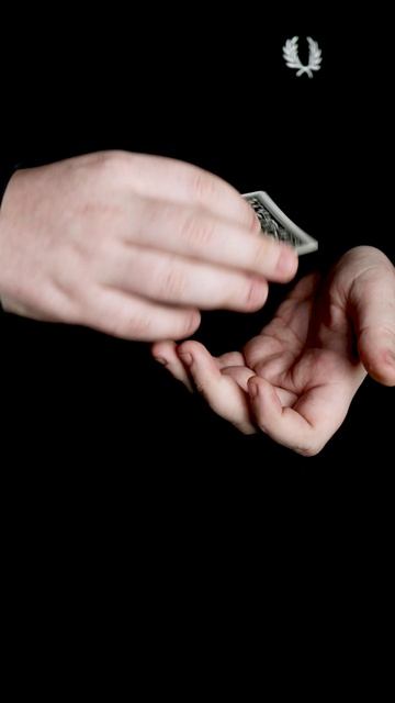 Смотри на КАРТЫ очень Внимательно! смотреть онлайн