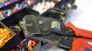 Knipex KN 975308: пресс‑клещи для идеального обжима НШВИ — стоит ли брать б/у?