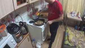 ПОМОРСКАЯ КУХНЯ Рыба жаренная морская с петрушкой и луком СИГ КОРЮШКА КАМБАЛА