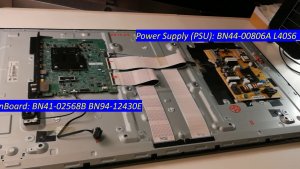 Samsung UE40MU6100U нет подсветки.