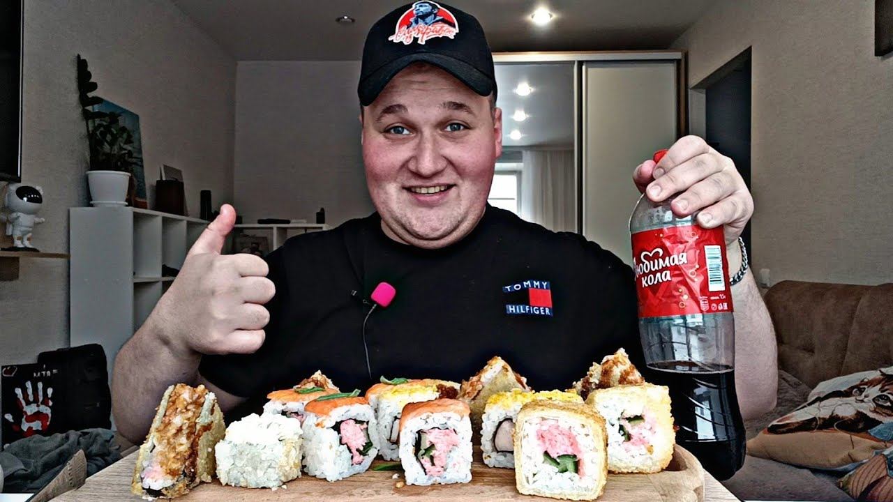 МУКБАНГ РОЛЛЫ / ОБЖОР РОЛЛЫ запечённые, ОНИГИРИ, СУШИ / MUKBANG ASMR ROLLS смотреть онлайн