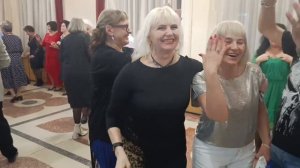 4 января.Девушка,я не танцую....