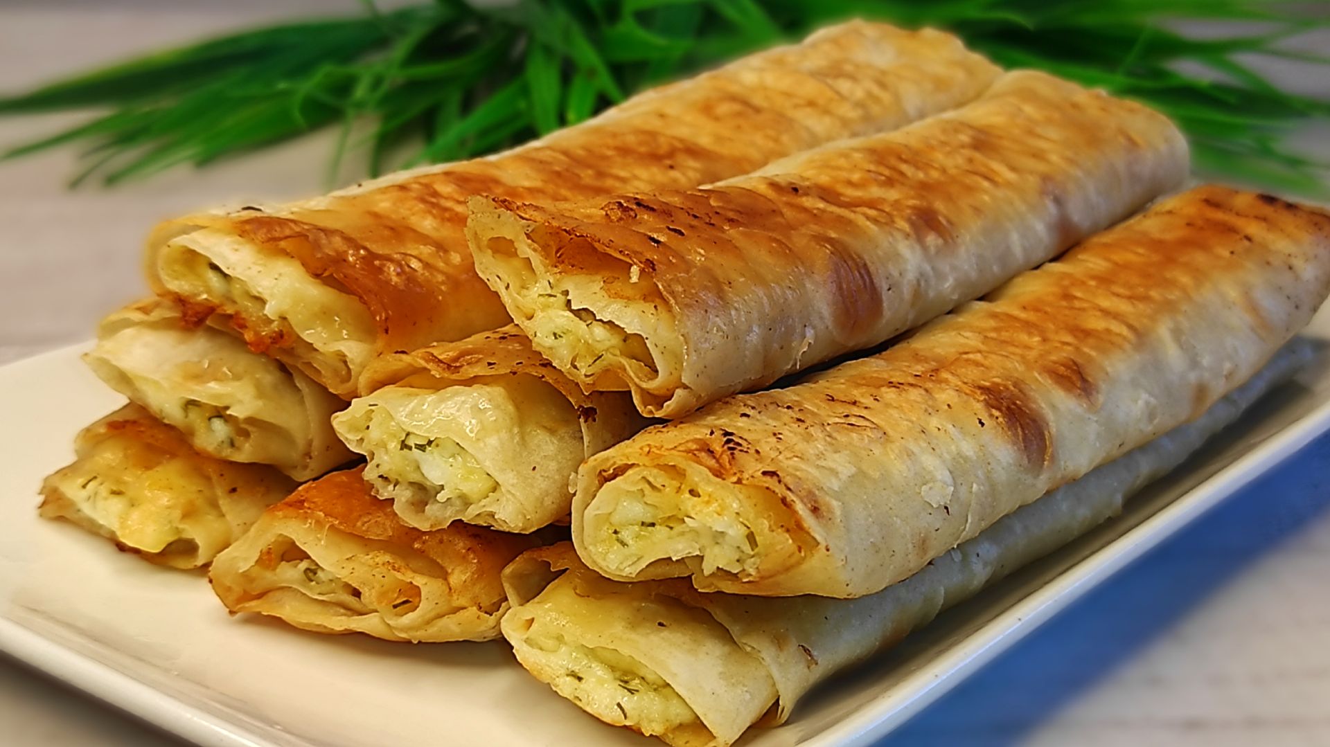 Быстрые творожные ТРУБОЧКИ из ЛАВАША на завтрак! ТРУБОЧКИ с творогом и сыром на ЗАВТРАК! (1) смотреть онлайн