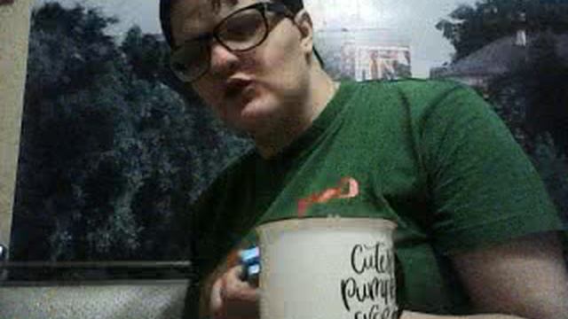 КУХОННЫЕ ПОСИДЕЛОЧКИ №1572 БОЛЬШАЯ ГОЛОВА БОЛЬШАЯ ГОЛОВА смотреть онлайн