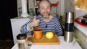 завтрак с Рыжулей. содержательные беседы с котом. мукбанг. обжор. еда на камеру. диета. шизофрения.