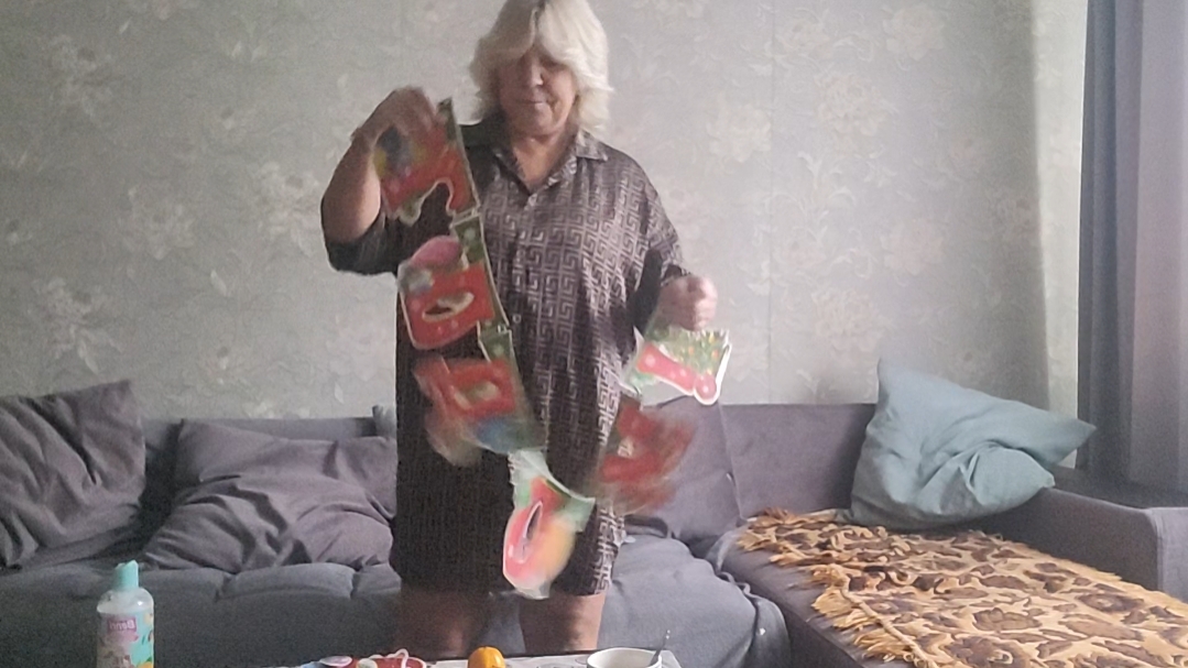 Наши крутые подарки на Новый год с Юрой!❄️🌲💥 смотреть онлайн