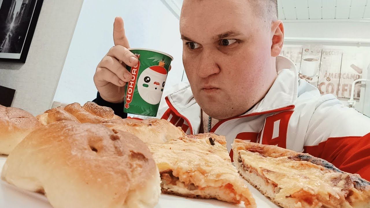 Мукбанг ВЫПЕЧКА домашняя / Пирожки с капустой и яблоком, пицца и сладкая булочка / ОБЖОР ПИРОГИ смотреть онлайн