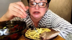 Хорошо , что тогда все обошлось, да и мы не верили! МУКБАНГ макарошки