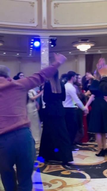 Зажигают на свадьбе 🔥👍 смотреть онлайн