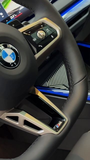 Новый BMW X3 / Подробнее о его комплектации смотрите в обзоре на нашем канале смотреть онлайн