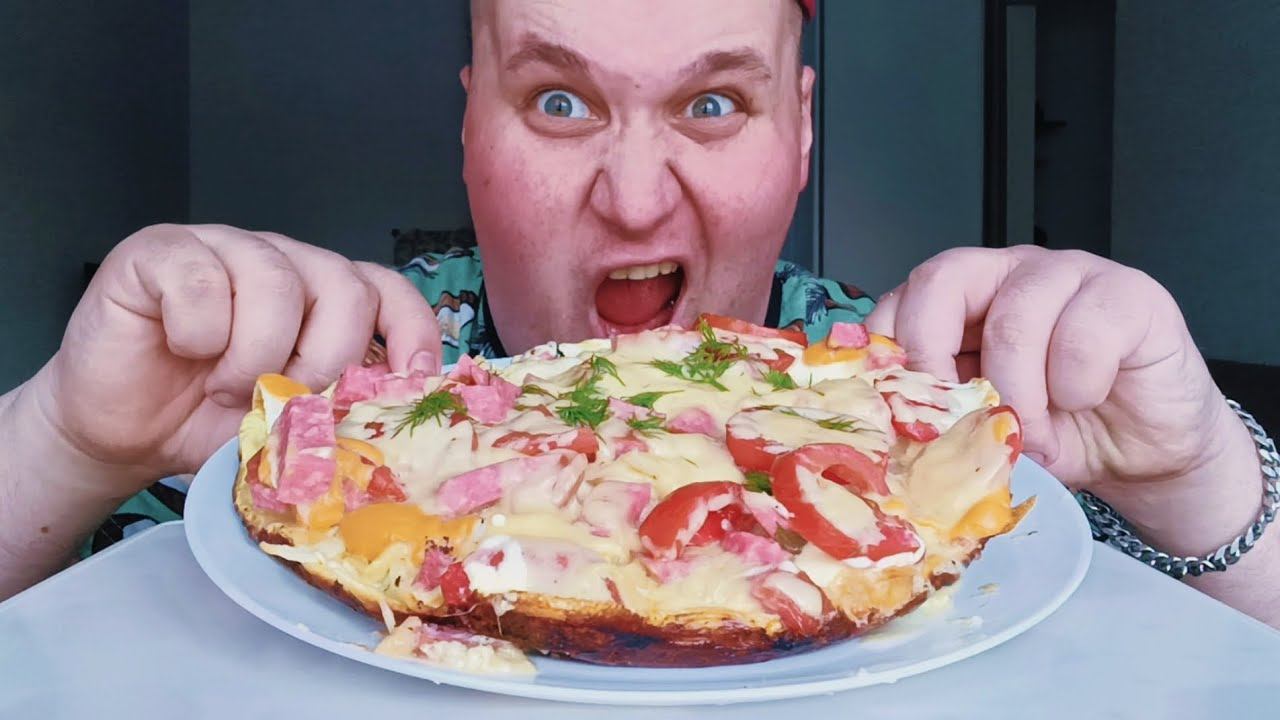 МУКБАНГ ПИЦЦА на сковороде / ОБЖОР ЛЕНИВАЯ ПИЦЦА / MUKBANG ASMR смотреть онлайн