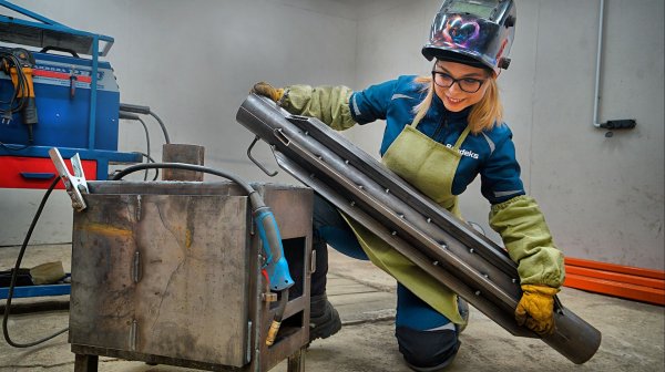 ЧУДО-ПЕЧЬ для ГАРАЖА! 🔥 НЕ ПОЛЕТИТ, так СОГРЕЕТ!