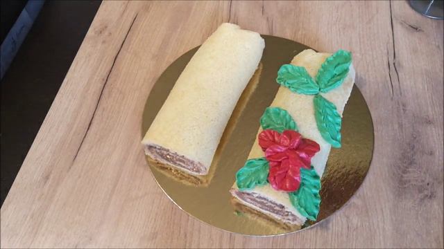 Бисквитный рулет с шоколадно-масляным кремом БИСКВИТ смотреть онлайн