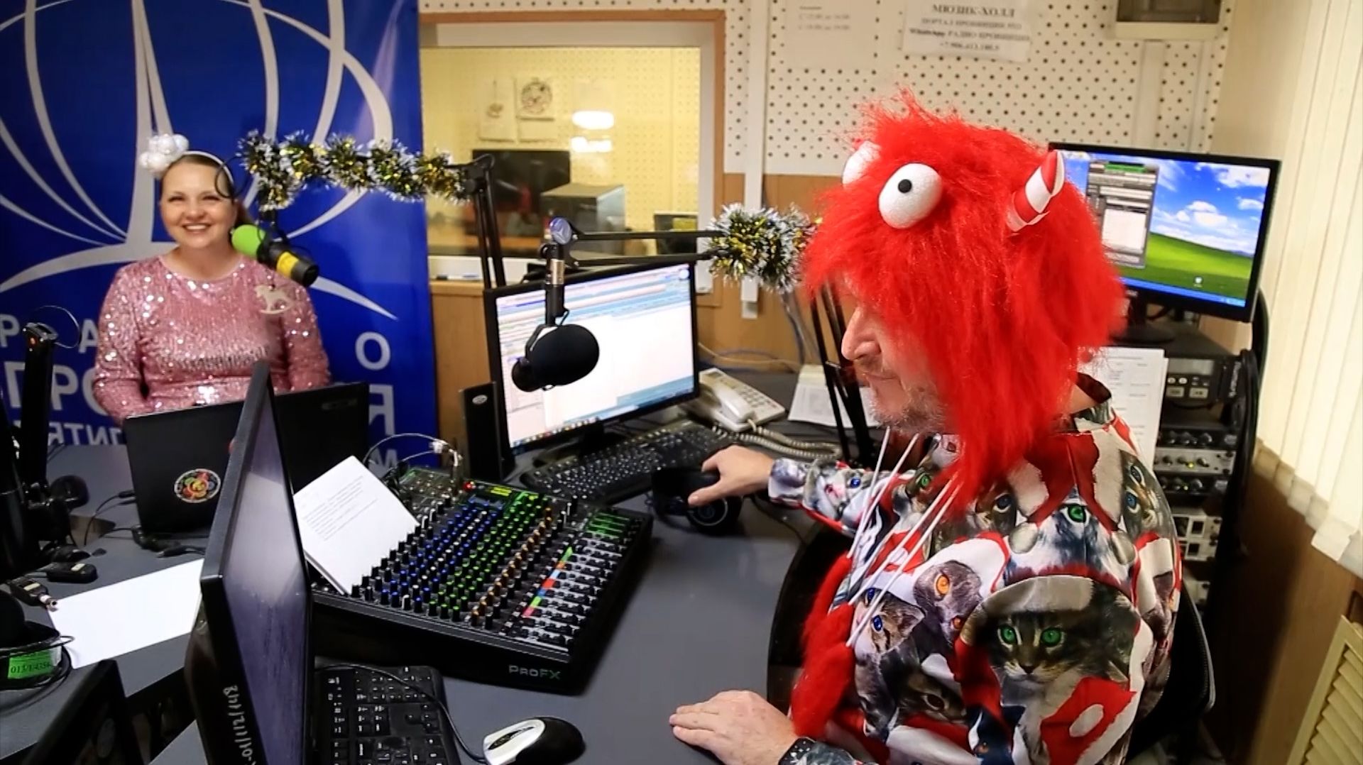 "ПРОВИНЦИАЛЫ" ПЕРВОЕ НА КМВ УТРЕННЕЕ ШОУ НА РАДИО ПРОВИНЦИЯ. ИТОГИ ГОДА смотреть онлайн