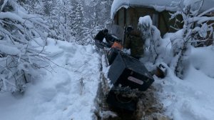 Застряли в болоте. С детьми по среди ТАЙГИ. -25⁰С Рама от трелёвочника в очереди на металлобазу.