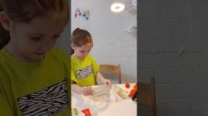 делаю мыло и рисую одежду