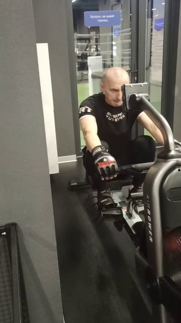 А теперь гребля от меня...