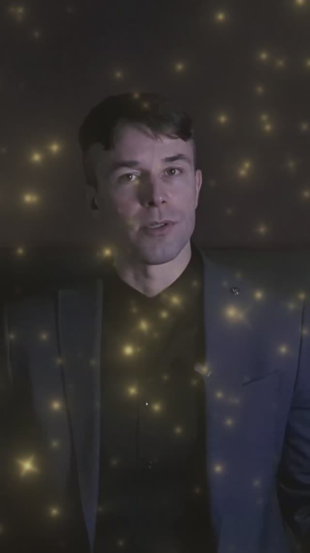 Мы уже не в центре. И это делает мир больше