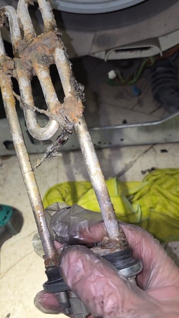 Нагревательный элемент отказался работать в стиральной машине Bosch. смотреть онлайн