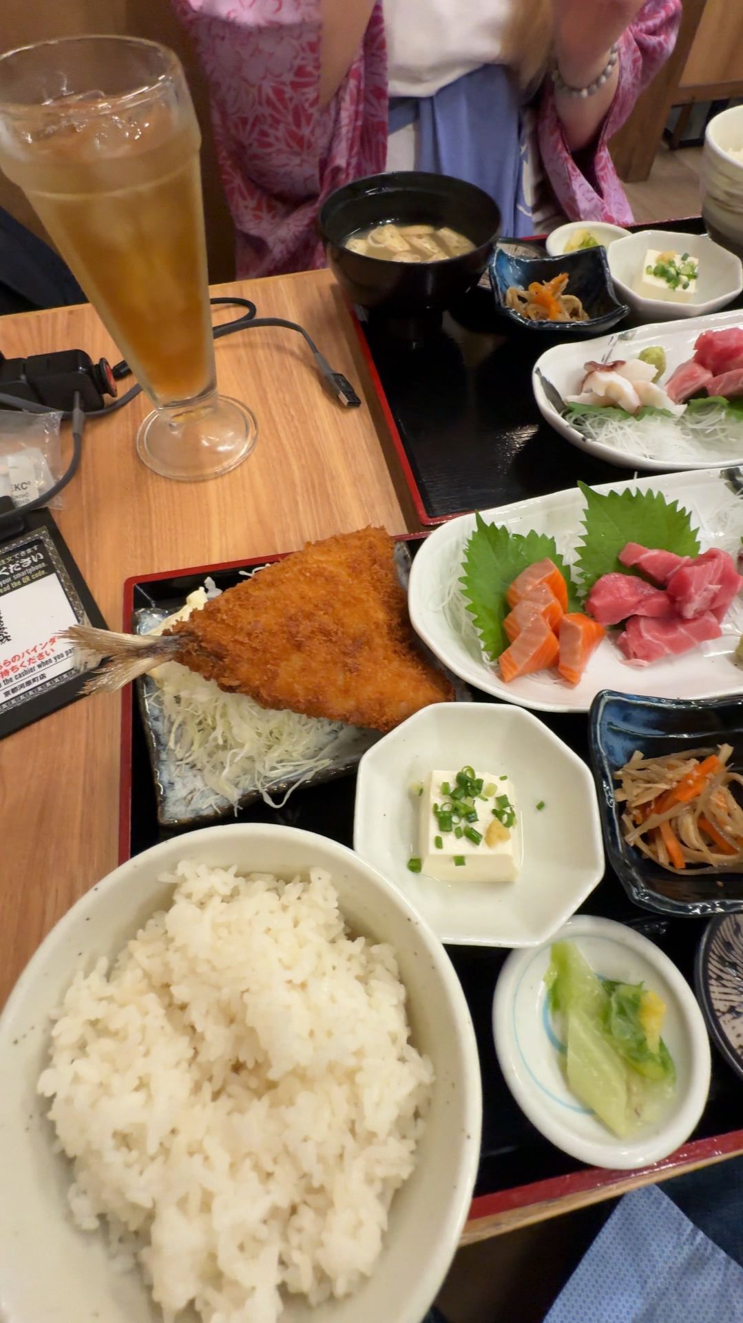 #путешествия НЕБОЛЬШОЕ КАФЕ В КИОТО. ЯПОНИЯ. ВСЕМ. ПРИЯТНОГО АППЕТИТА) смотреть онлайн