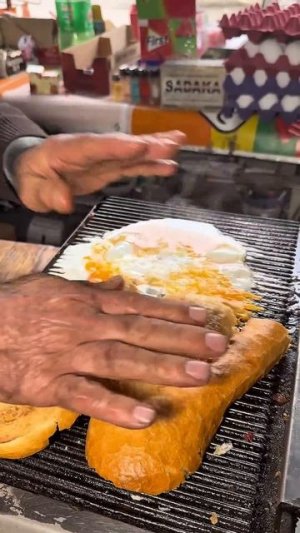 Как приготовить смешанный тост? Приезжайте в Адану, съешьте мой тост в магазине Duman Market.