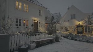 Сильный снегопад в Бергене - Скрытые улочки | Атмосферная пешеходная экскурсия