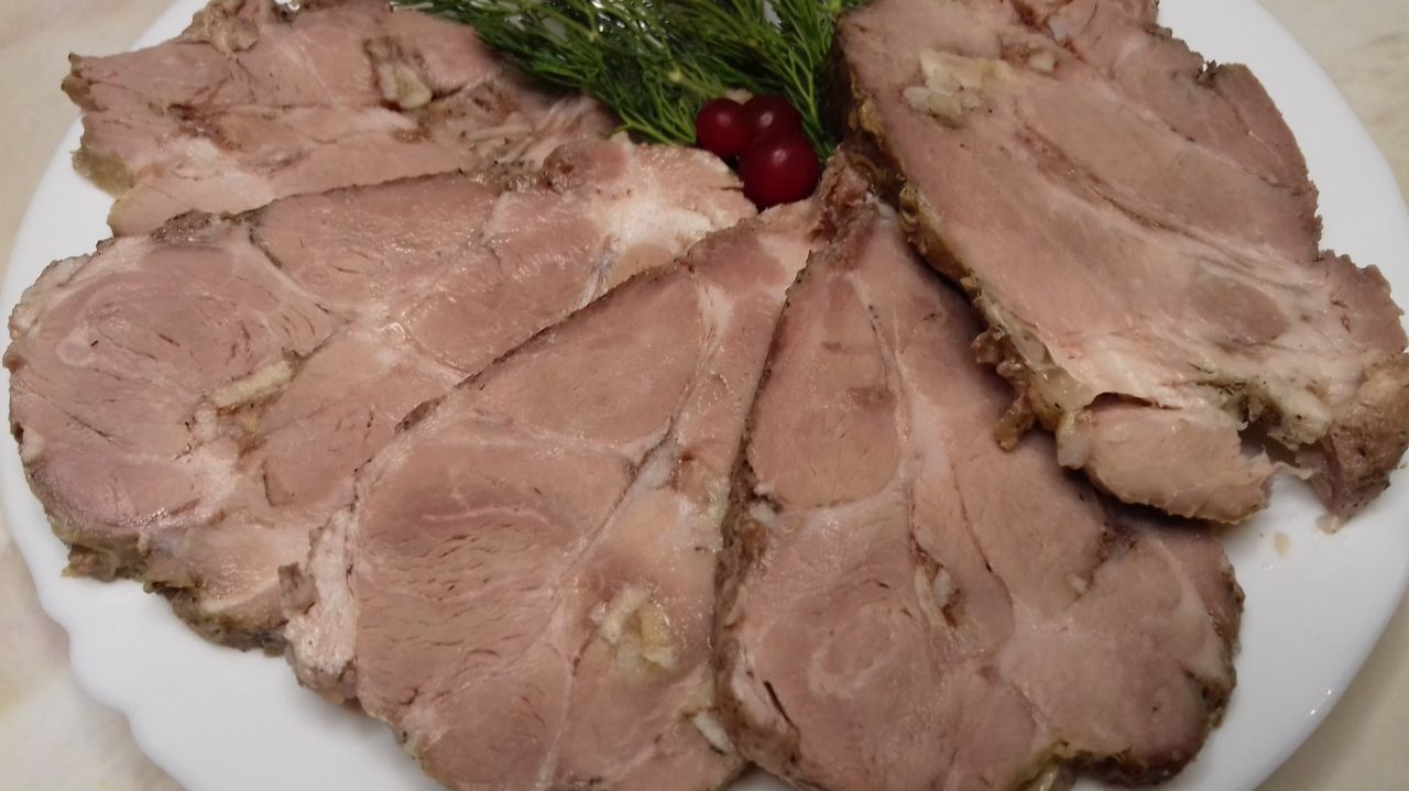 Буженина в духовке. Рецепт очень простой и очень вкусный смотреть онлайн