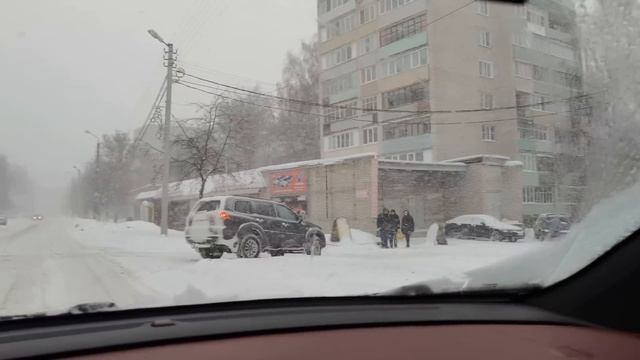 GEELY COOLRAY ВСЕ ПЛЮСЫ И МИНУСЫ ЗА 3 ГОДА ВЛАДЕНИЯ И 52000км / ЧТО БУДЕТ ДАЛЬШЕ С АВТОМОБИЛЕМ... смотреть онлайн