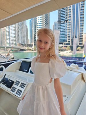 я в Дубае. общаемся.