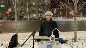 песня замок снежной королевы