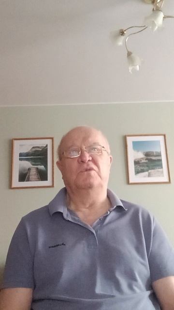 Поздравление друзьям с приходящим годом Красного коня