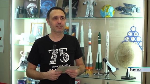 Более трехсот падающих звезд в час смогли увидеть жители Алтайского края смотреть онлайн