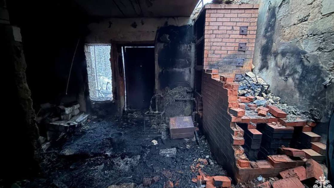 Двое детей и их отец погибли при пожаре в доме в Подольске смотреть онлайн